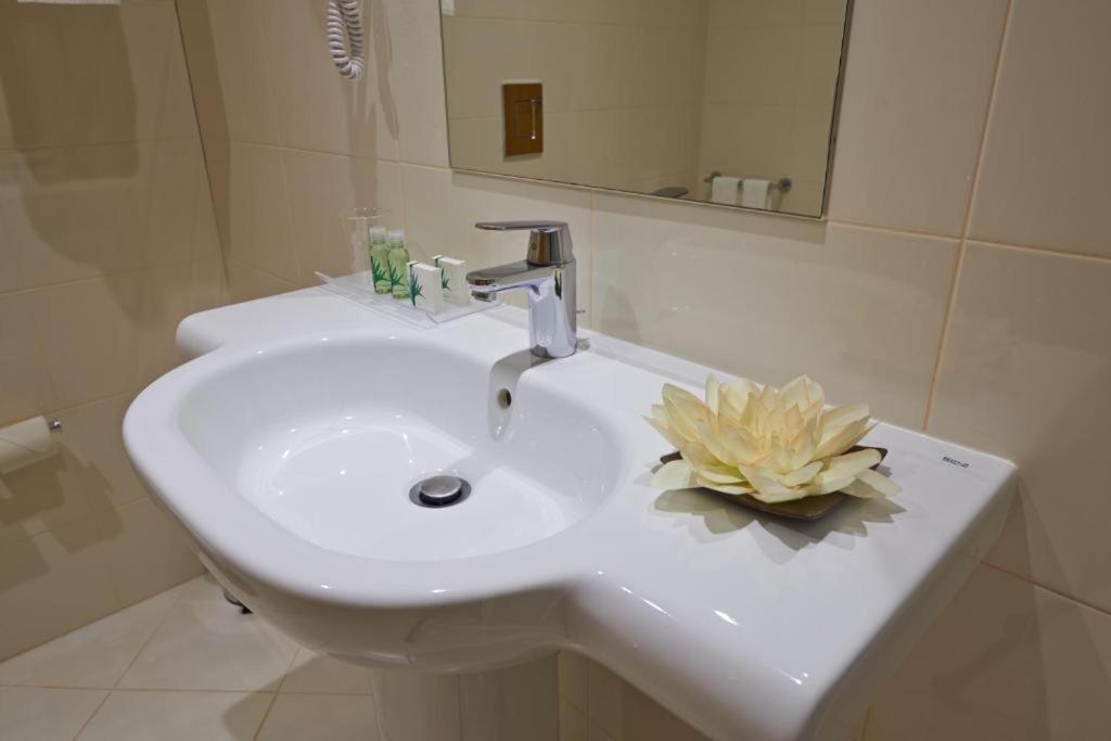Hotel Azinheira By Ridan Hotels Fátima Dış mekan fotoğraf